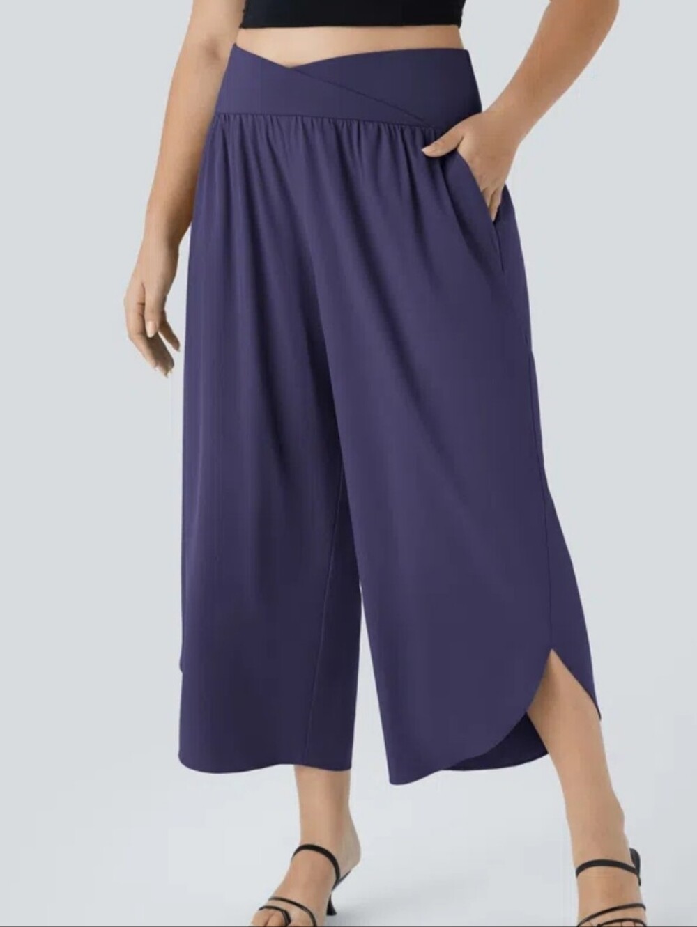 HALARA Breezeful Wide-Leg Crop Pants